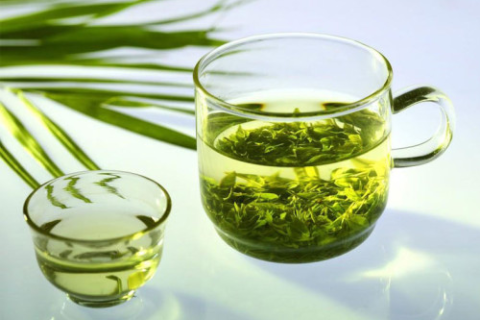 Некрепкий листовой зелёный чай – напиток №1 при заболеваниях сердца и сосудов