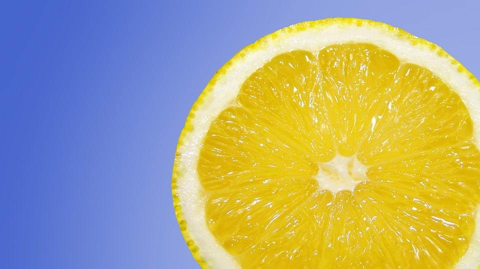 Польза лимона для здоровья и красоты. Рецепты масок с лимонным соком