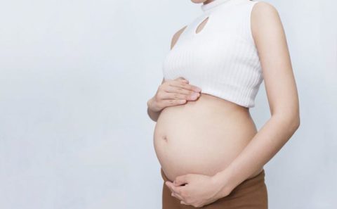 Во время беременности и кормления грудью приём Nitroglycerinum надо утвердить у врача